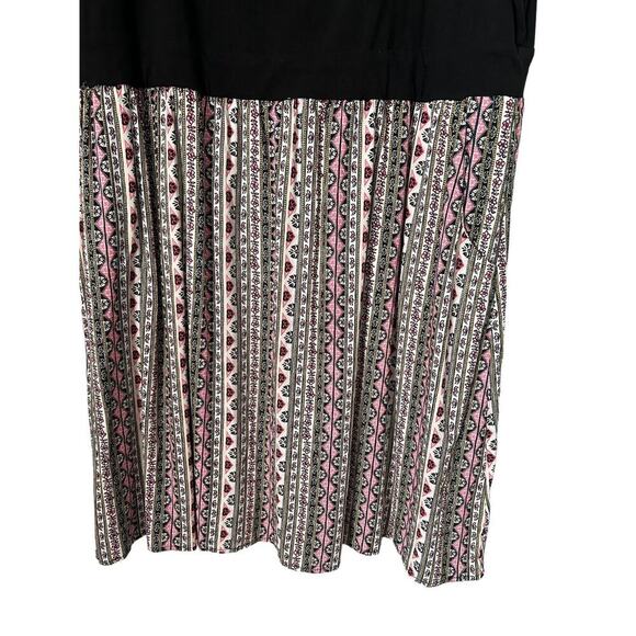 Torrid Dress Womens Size 4 Black Floral Scoop Neck Pockets Short Sleeve Pockets - Picture 4 of 16